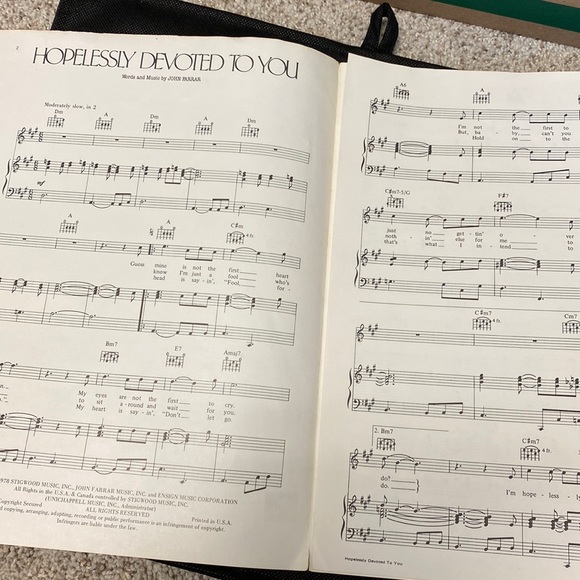 Vtg “Hopelessly Devoted to You”, Sheet Music&Music RecordedByOlivia Newton-John - Picture 2 of 4